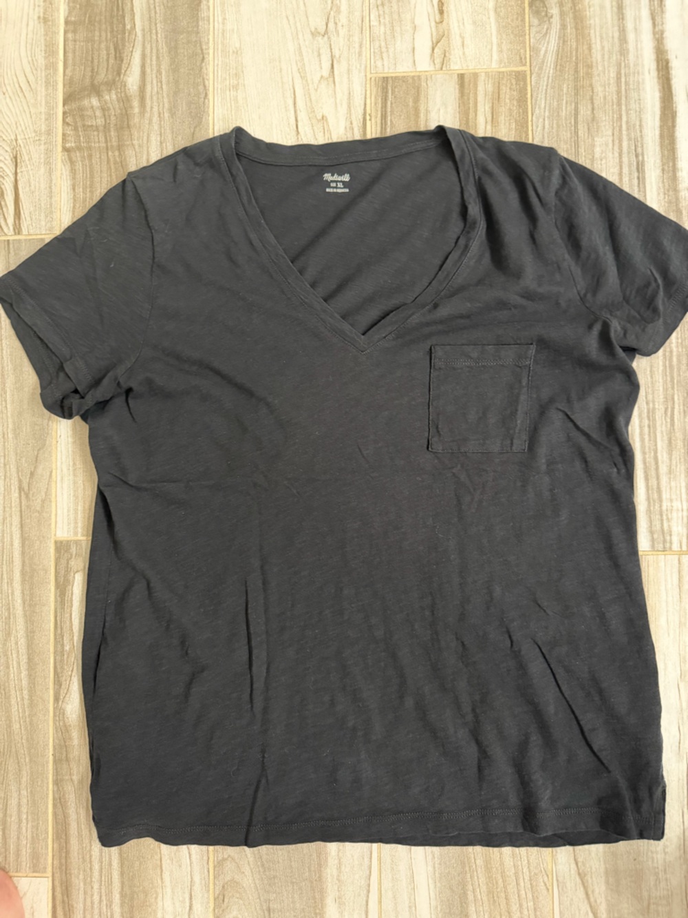 Madewell black v neck tshirt